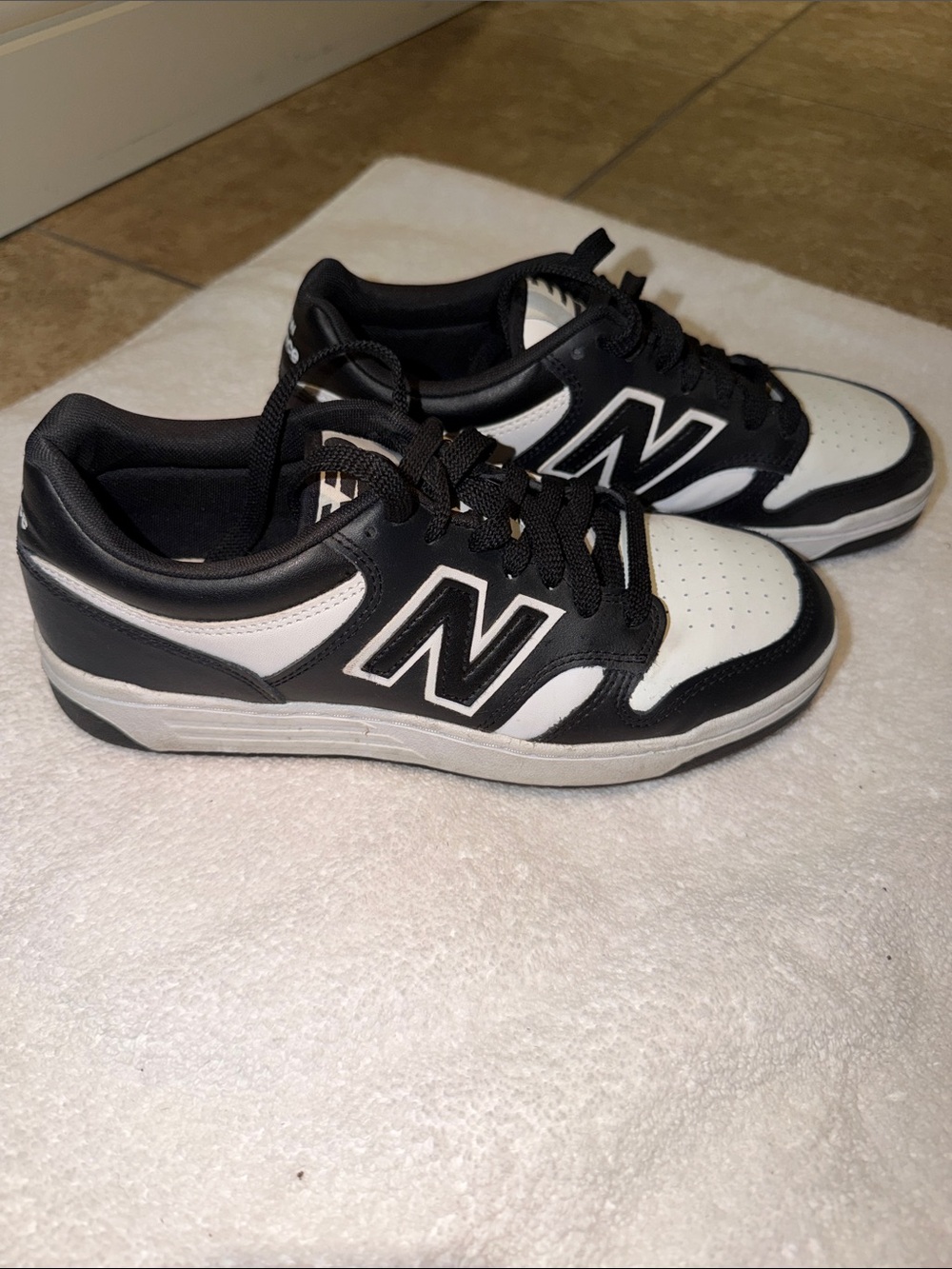 New Balance 480 Black and White Low-Top Sneakers